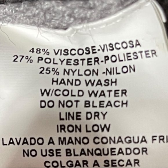 PETAL Roz Silver Gray Vneck Bodycon Sweater Dress Size Large - Picture 13 of 13